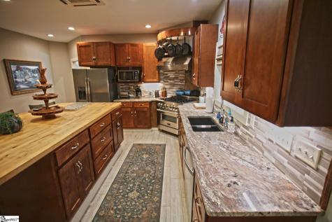 301 Cedar Creek Drive Sunset SC 29685
