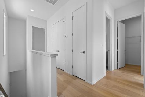 37 Baywood Avenue Greenville SC 29601