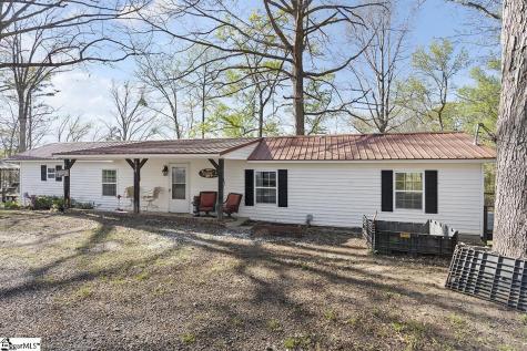 584&578 Garlington Circle Laurens SC 29360