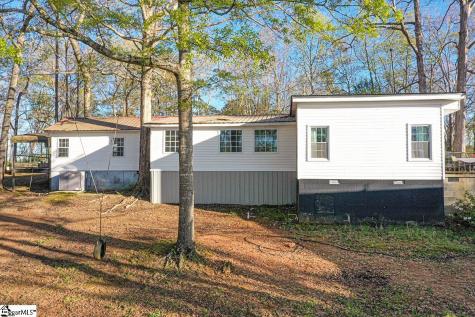 584&578 Garlington Circle Laurens SC 29360