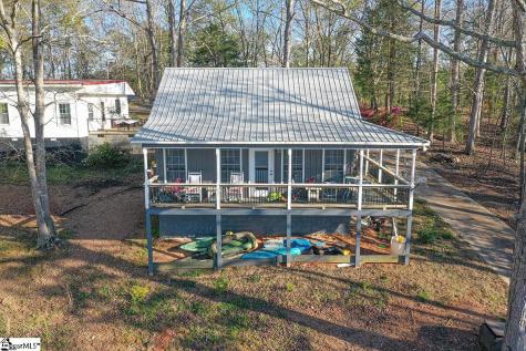 584&578 Garlington Circle Laurens SC 29360
