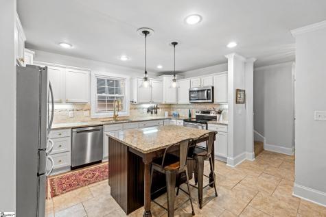 15 Phillips Lane Greenville SC 29605
