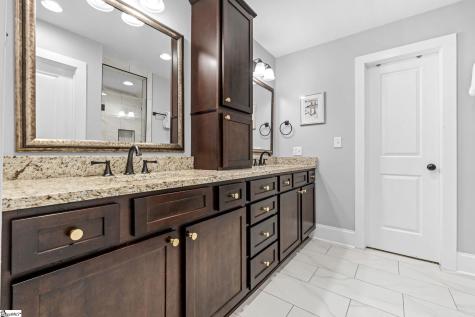 15 Phillips Lane Greenville SC 29605