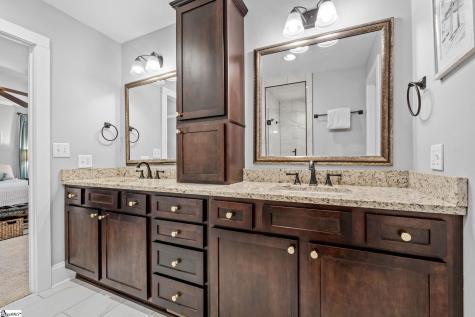 15 Phillips Lane Greenville SC 29605
