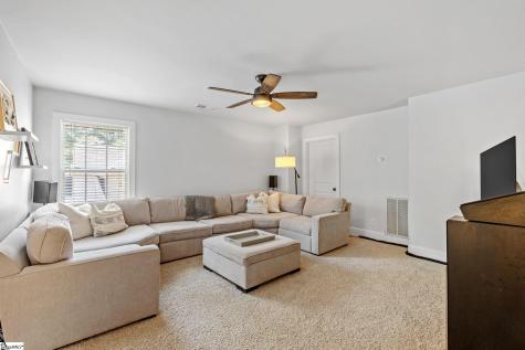 15 Phillips Lane Greenville SC 29605