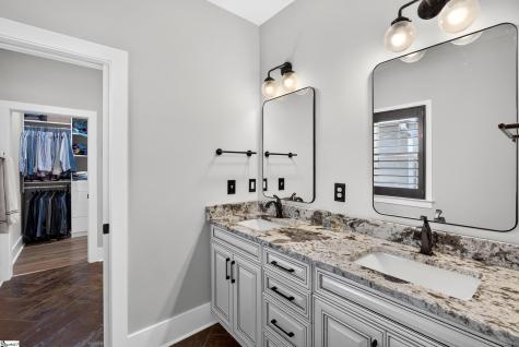 14 Perry Avenue Greenville SC 29601