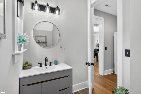 14 Perry Avenue Greenville SC 29601