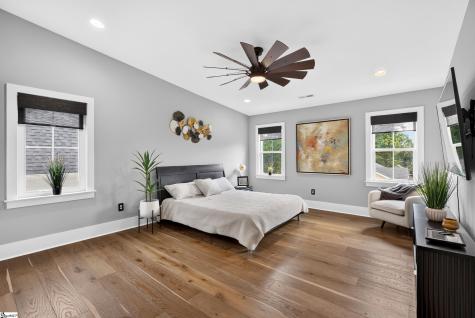 14 Perry Avenue Greenville SC 29601