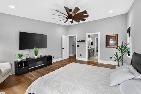 14 Perry Avenue Greenville SC 29601