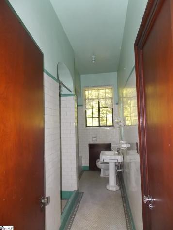 905B E Greenville Street Anderson SC 29621