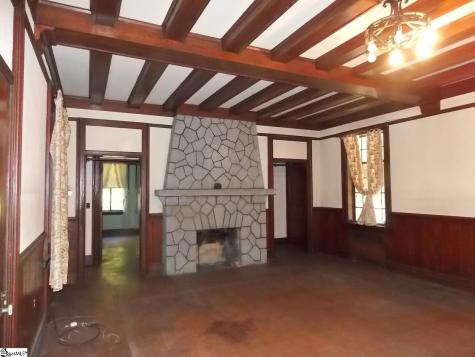 905B E Greenville Street Anderson SC 29621