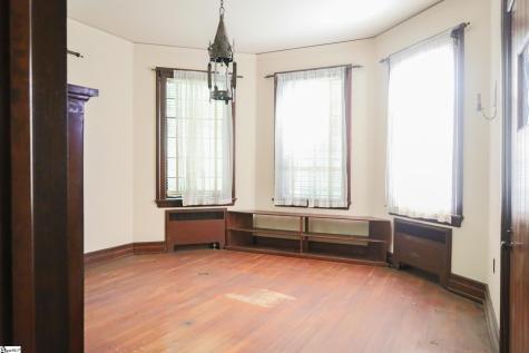 905B E Greenville Street Anderson SC 29621