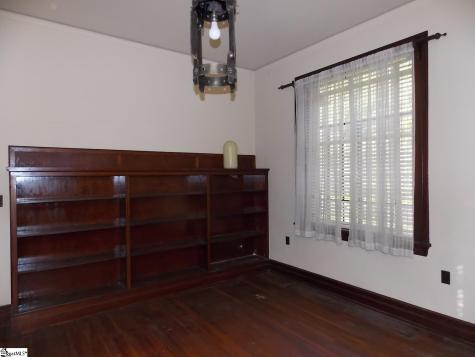 905B E Greenville Street Anderson SC 29621