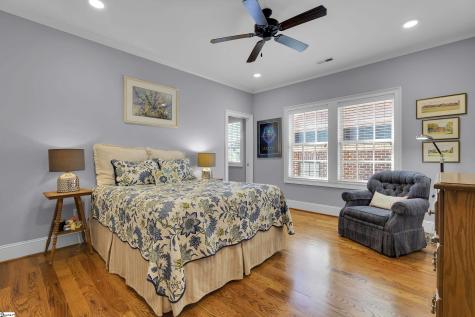 705 E Mcbee Avenue Greenville SC 29601