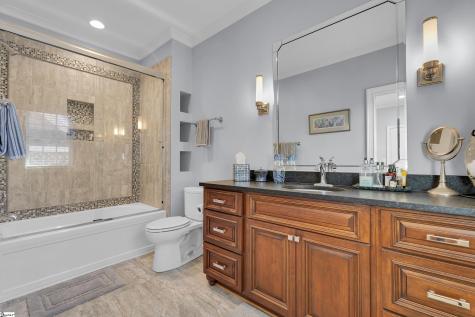 705 E Mcbee Avenue Greenville SC 29601