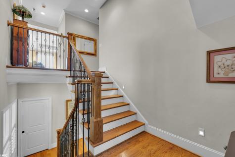 705 E Mcbee Avenue Greenville SC 29601