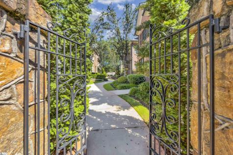 705 E Mcbee Avenue Greenville SC 29601