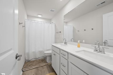 147 Somerset Lane Central SC 29630