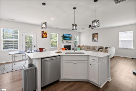147 Somerset Lane Central SC 29630