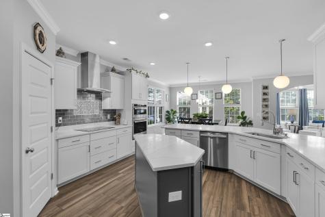 4142 Crest Ridge Lane Boiling Springs SC 29316