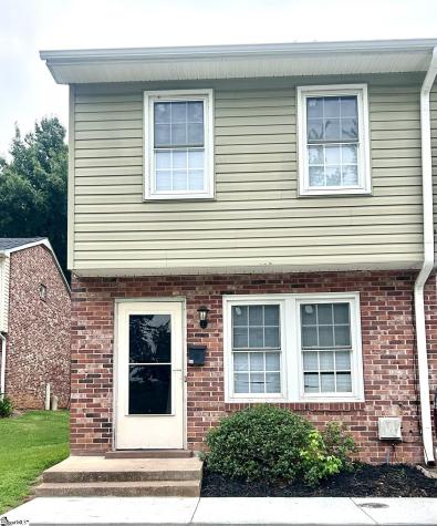 61 Pine Creek Ct Extension Greenville SC 29605