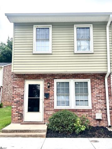 61 Pine Creek Ct Extension Greenville SC 29605