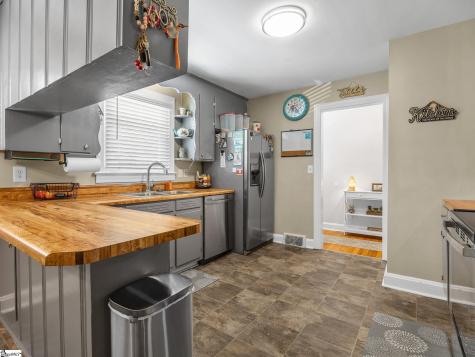 518 Crane Avenue Greenville SC 29617