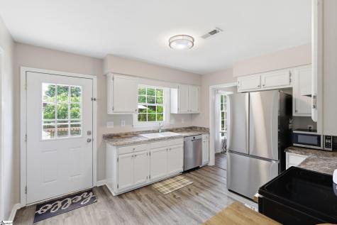 54 Blacks Drive Greenville SC 29615