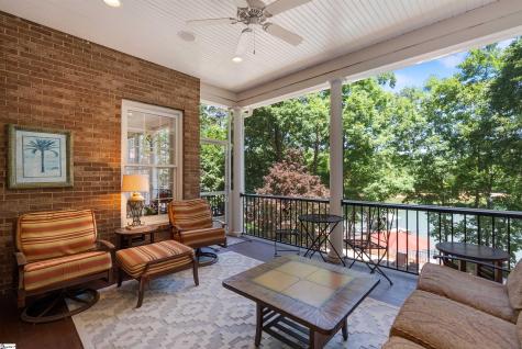 215 Horse Head Point Drive Seneca SC 29672