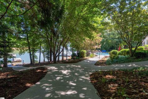 215 Horse Head Point Drive Seneca SC 29672