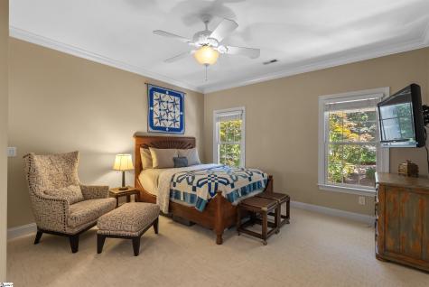 215 Horse Head Point Drive Seneca SC 29672