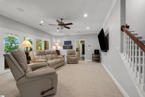 215 Horse Head Point Drive Seneca SC 29672