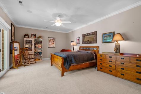 215 Horse Head Point Drive Seneca SC 29672
