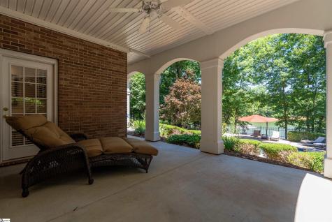 215 Horse Head Point Drive Seneca SC 29672