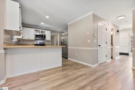 4 Foxworth Court Simpsonville SC 29680
