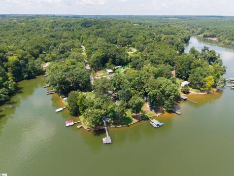127 Rocky Shores Boat Ramp Road Iva SC 29655