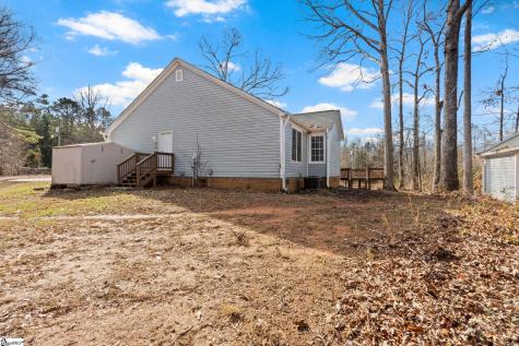 2075 Cowens Bridge Road Gray Court SC 29645