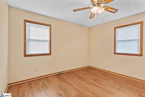 222 Jared Drive Laurens SC 29360