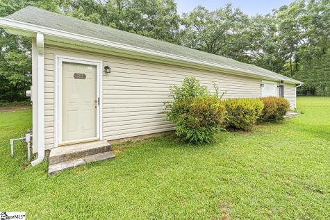 222 Jared Drive Laurens SC 29360