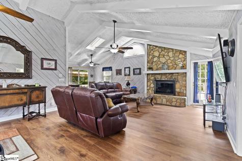 222 Jared Drive Laurens SC 29360