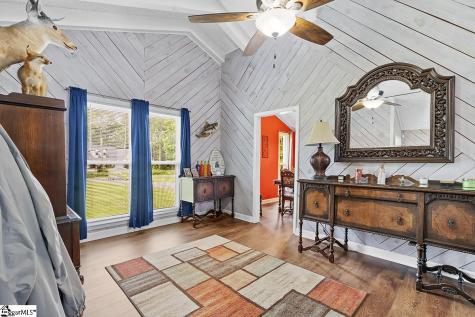 222 Jared Drive Laurens SC 29360