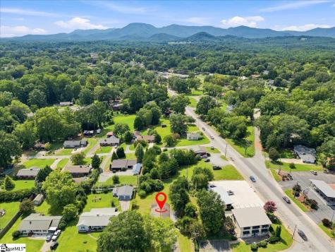 102 Edgewood Avenue Landrum SC 29356