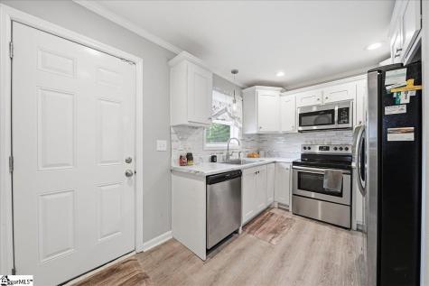 96 N Estate Drive Greenville SC 29605