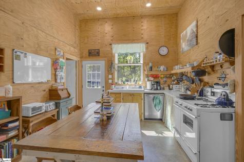 3306 Moorefield Memorial Highway Pickens SC 29671