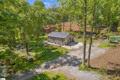3306 Moorefield Memorial Highway Pickens SC 29671