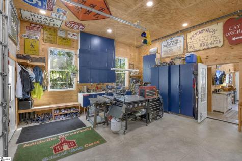 3306 Moorefield Memorial Highway Pickens SC 29671