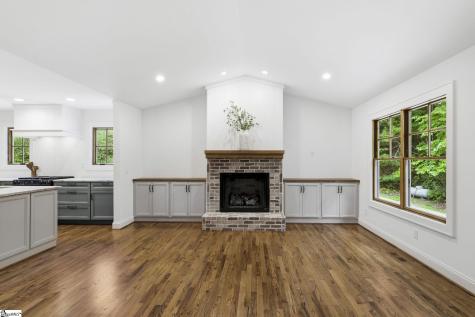 316 Big Raven Lane Saluda NC 28773