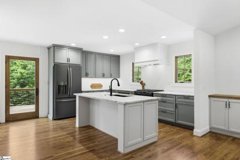 316 Big Raven Lane Saluda NC 28773