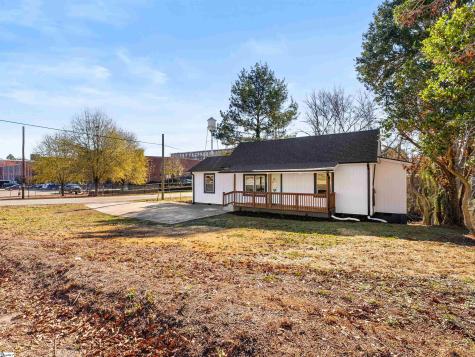 320 Carney Street Drayton SC 29333