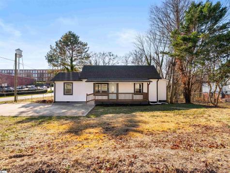 320 Carney Street Drayton SC 29333